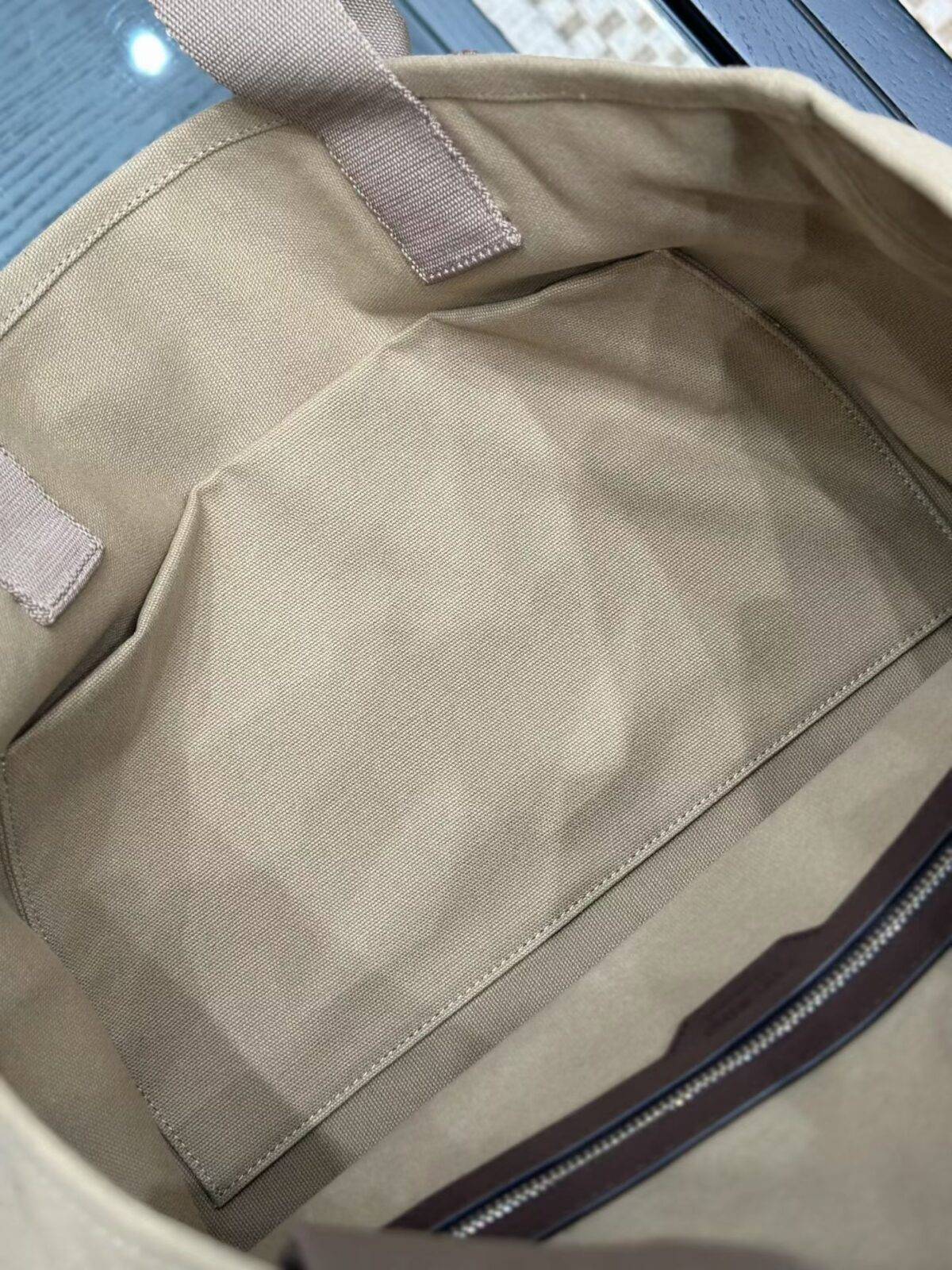 THE ROW  MEDIUM BRIAN TOTE BAG - Image 8