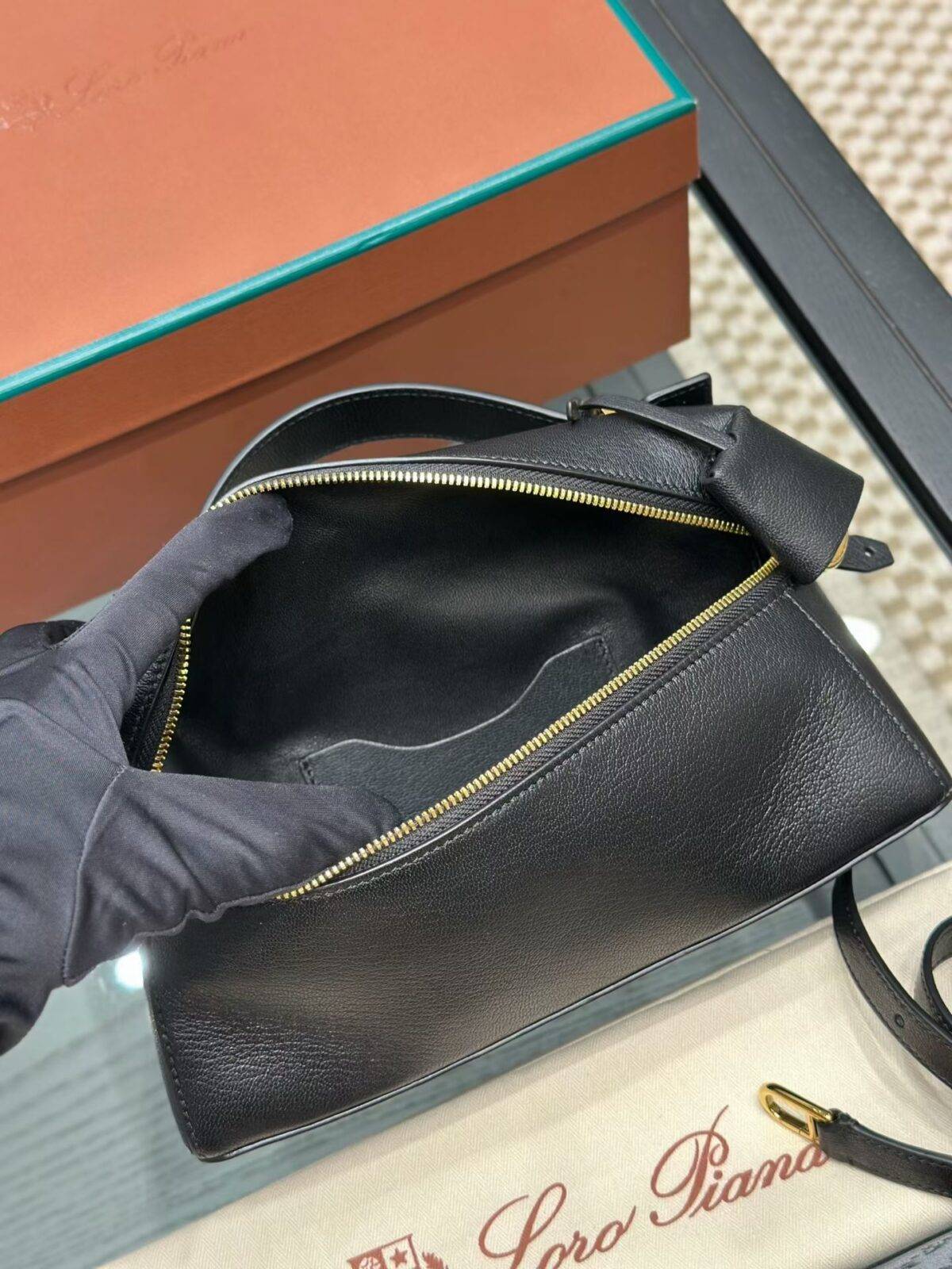 LORO PIANA EXTRA BAG 23 - Image 8