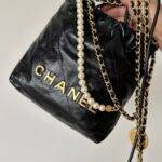 CHANEL 22 MINI BAG